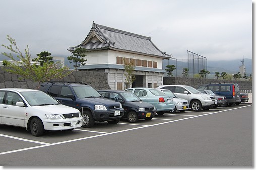 ���̉w�u���ė��j�̓m�v