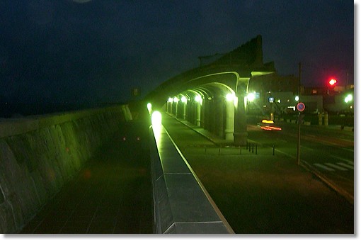 �h�g�h�[��